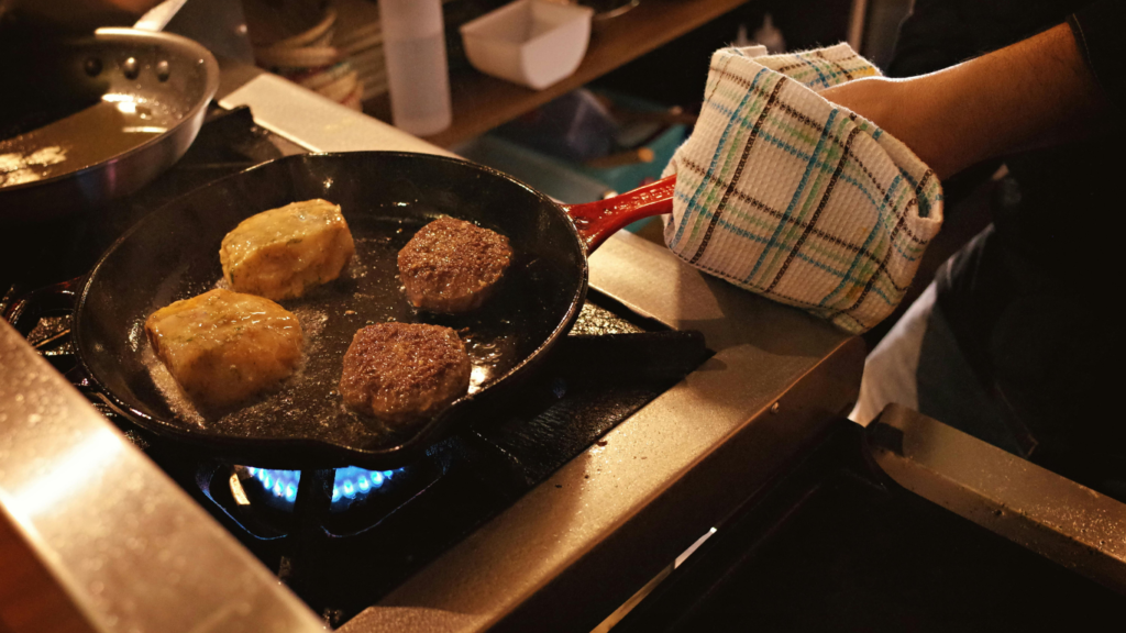 How to Make the Best Homemade Burger 2 cooking hamburgers in cast iron skillet