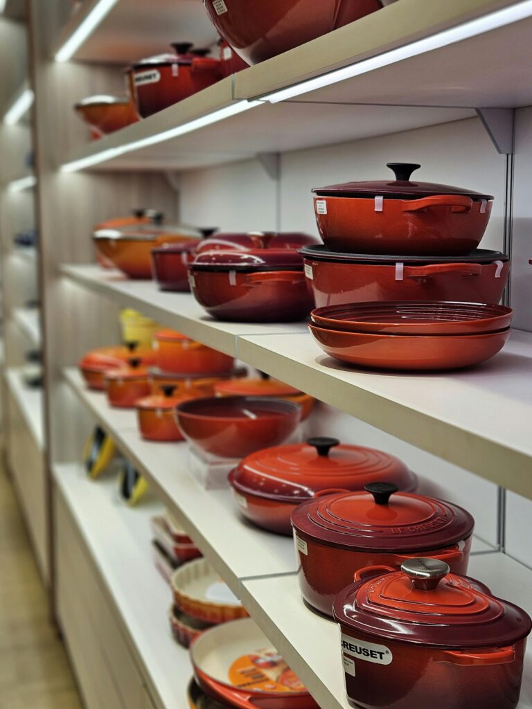 cast iron dutch oven selection